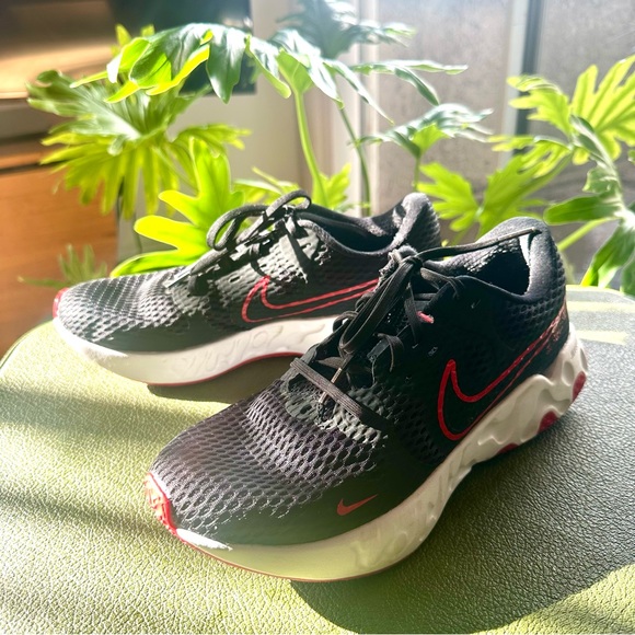 Nike Renew Ride 3 Black University Red Sneakers - Picture 3 of 7